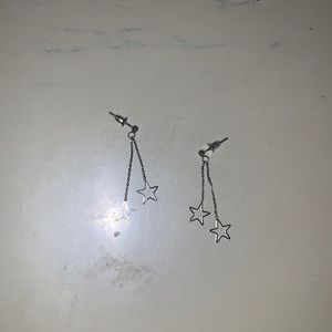 BRANDY MELVILLE STAR EARRINGS